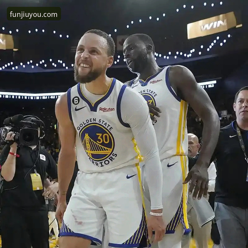 NBA季后赛尼克斯大胜晋级操作教程：从九游平台深度解析单场140分背后的战术逻辑